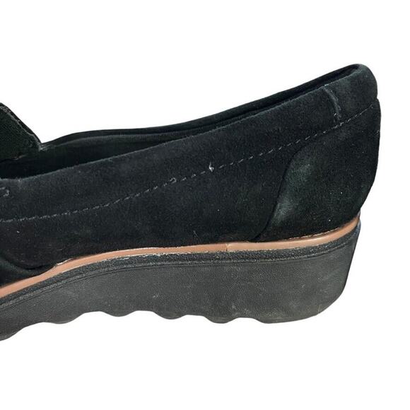 Clarks Black Loafers with Tassels and Platform Sole - Picture 4 of 16